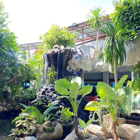 Suwanna Riverside Chainat Exterior photo