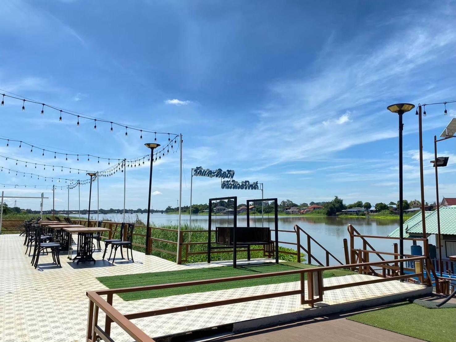 Suwanna Riverside Chainat Exterior photo