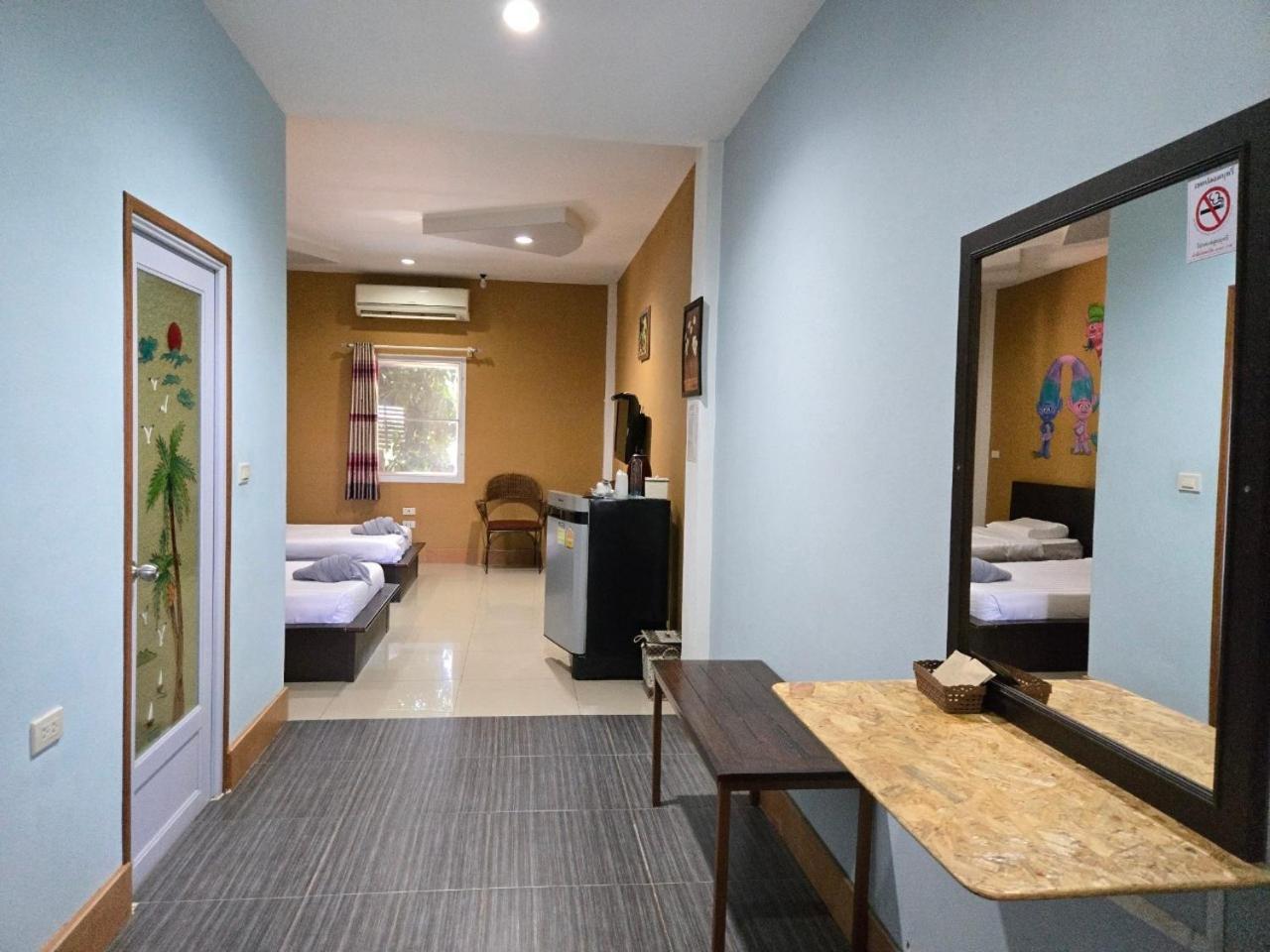 Suwanna Riverside Chainat Exterior photo